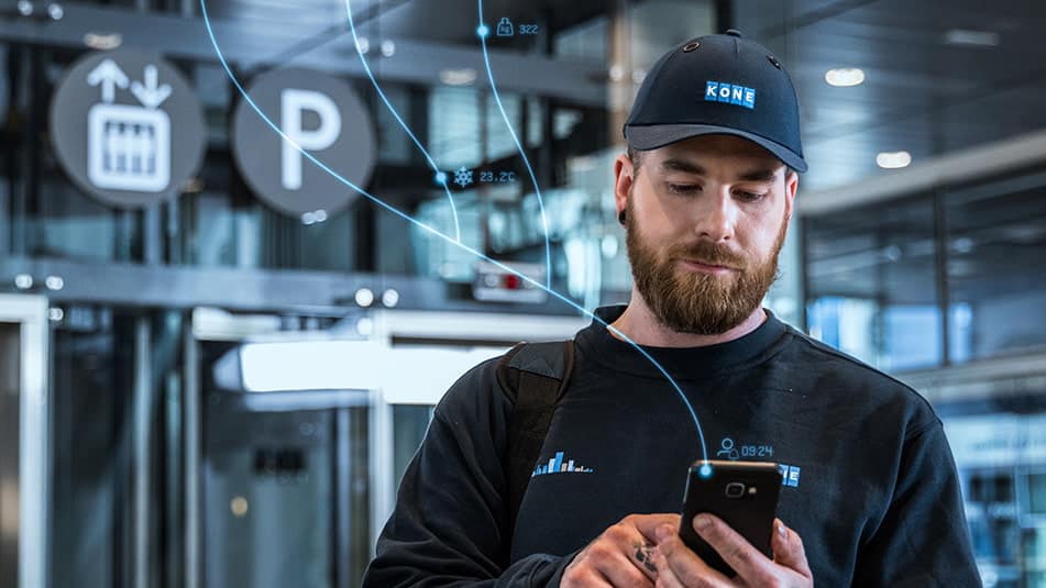 img_KONE-Service-technicians-02