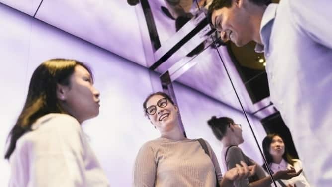 img_ Mixed-light-Digital-elevator-DX-young-people-purpple-668x376