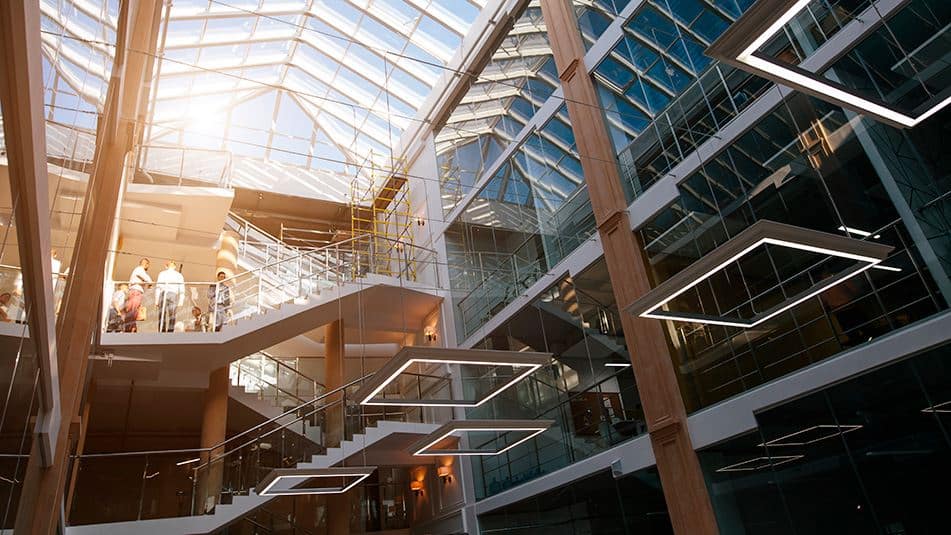 Locurile de muncă la cerere le permit angajaților să decidă modul de lucru mai productiv.