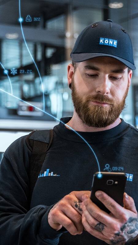 Asigurați un flux de persoane neîntrerupt, cu KONE 24/7 Connected Services