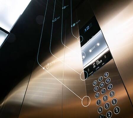 Gestionarea fluxului de persoane și a experienței utilizatorului cu KONE DX